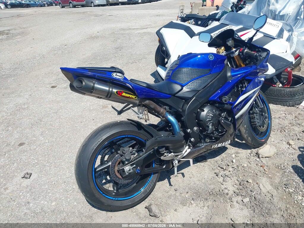 JYARN20E87A005835 2007 YAMAHA YZFR1 photo no. 4