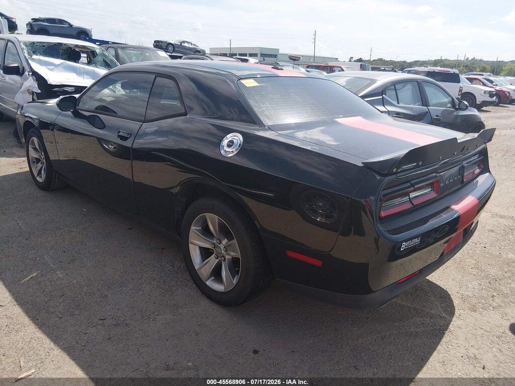 2C3CDZAG7JH321679 2018 DODGE CHALLENGER photo no. 3