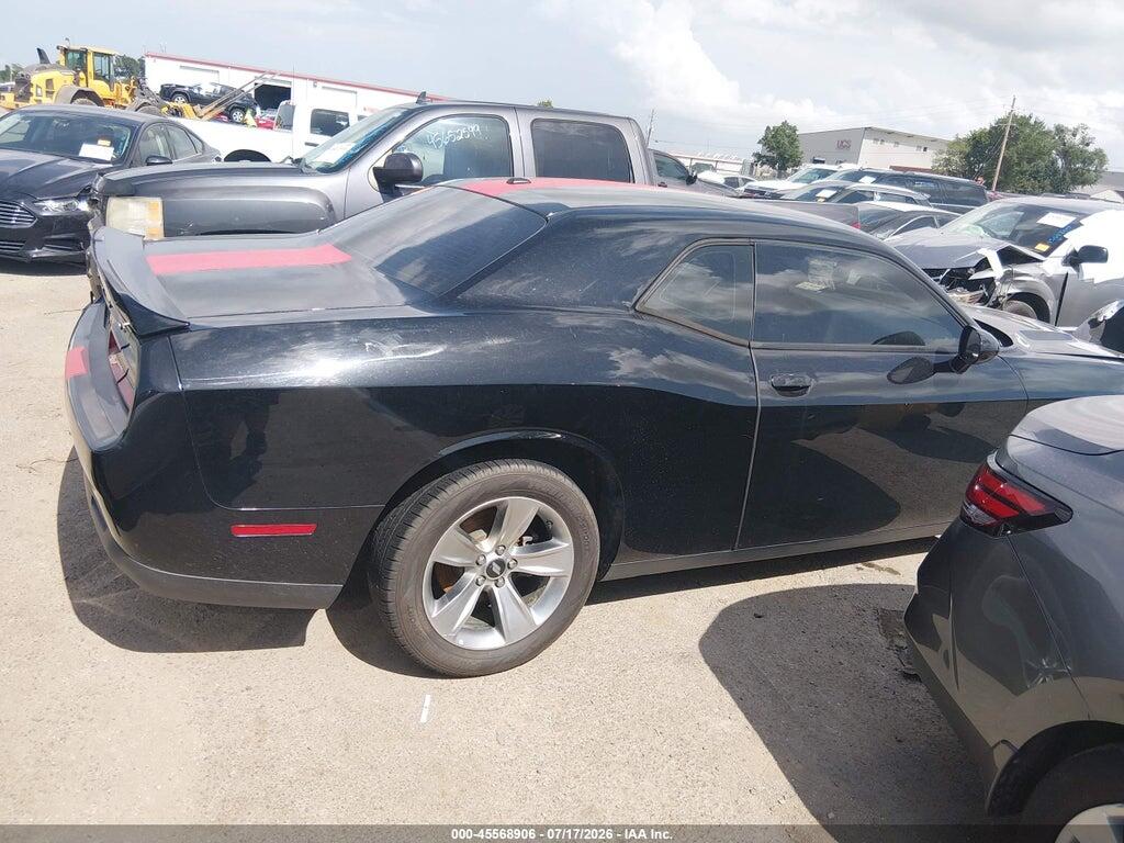 2C3CDZAG7JH321679 2018 DODGE CHALLENGER photo no. 4