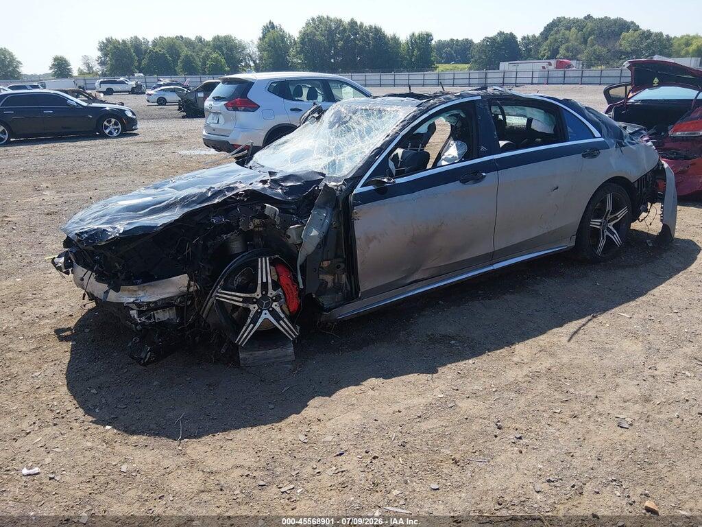 WDDUG7JB8GA230384 2016 MERCEDES-BENZ AMG S 63 photo no. 2
