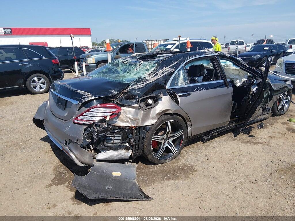 WDDUG7JB8GA230384 2016 MERCEDES-BENZ AMG S 63 photo no. 4