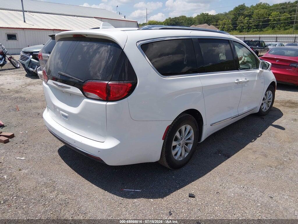 2C4RC1EG2JR144490 2018 CHRYSLER PACIFICA photo no. 4