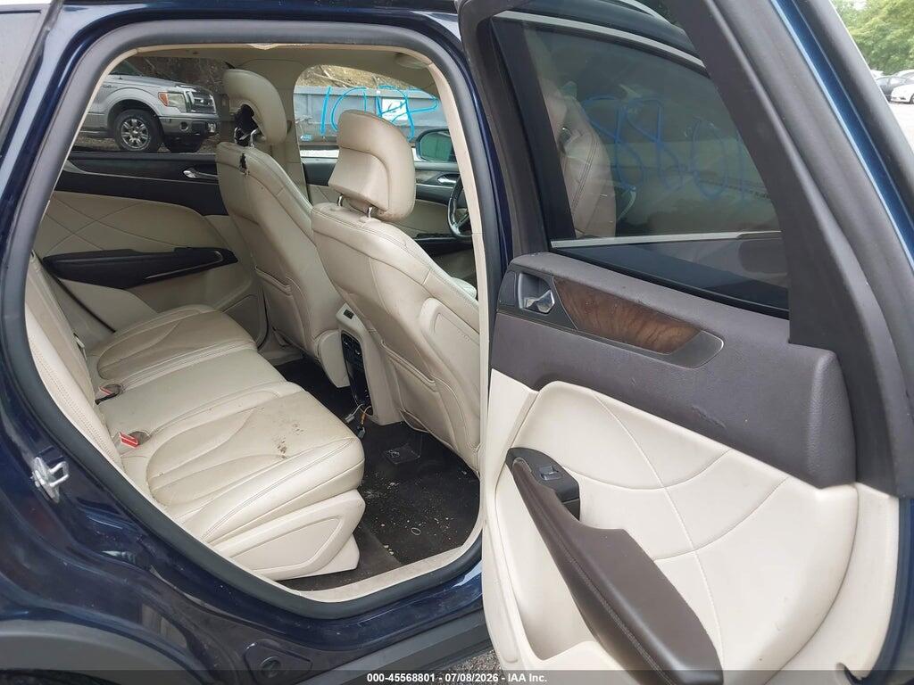 5LMCJ3D97HUL27349 2017 LINCOLN MKC photo no. 8