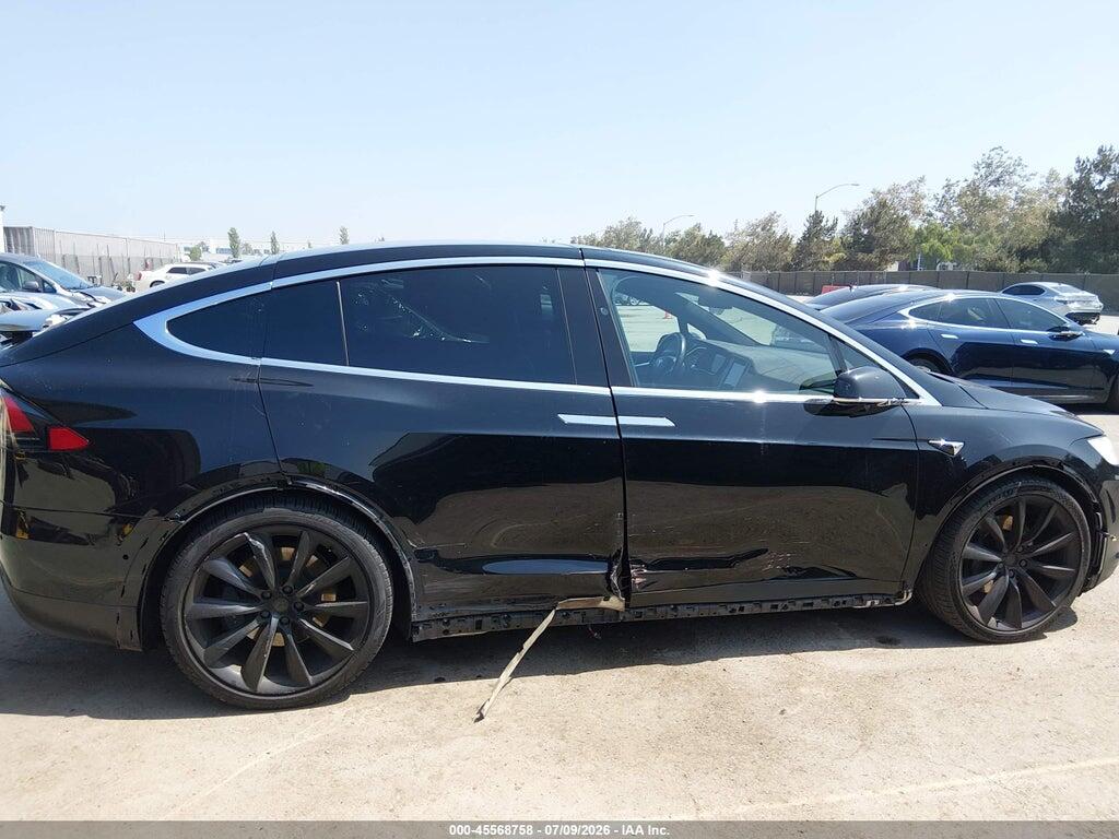 5YJXCBE27HF054209 2017 TESLA MODEL X photo no. 6