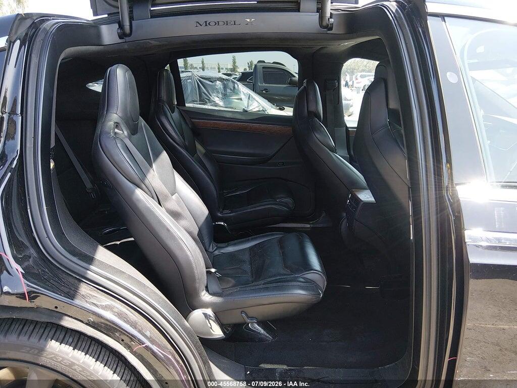 5YJXCBE27HF054209 2017 TESLA MODEL X photo no. 8