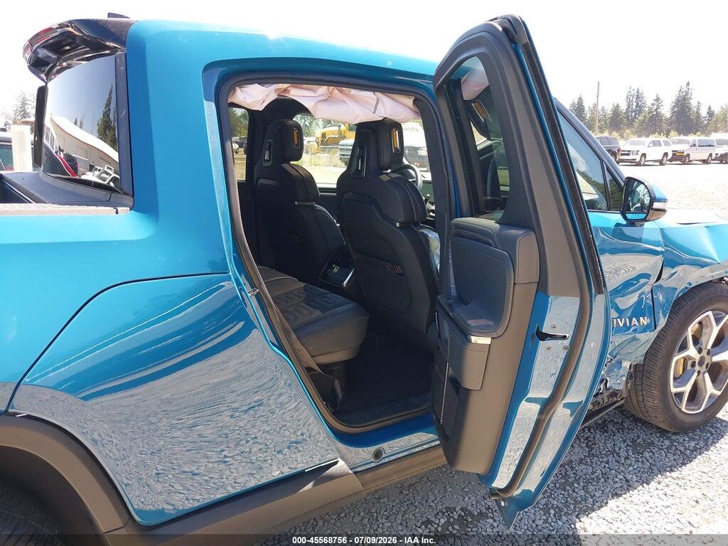 7FCTGAAA0PN020360 2023 RIVIAN R1T photo no. 8