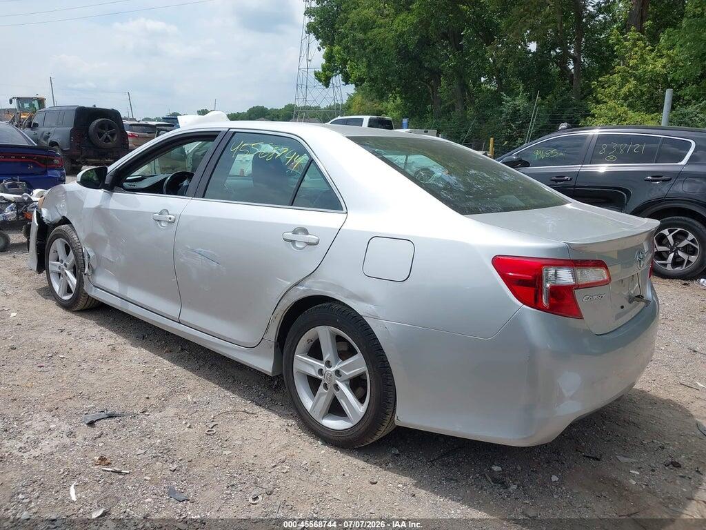 4T1BF1FK5EU334591 2014 TOYOTA CAMRY photo no. 3