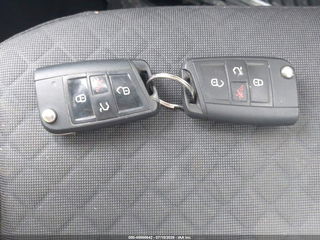 3VV0B7AX8JM130641 2018 VOLKSWAGEN TIGUAN photo no. 11