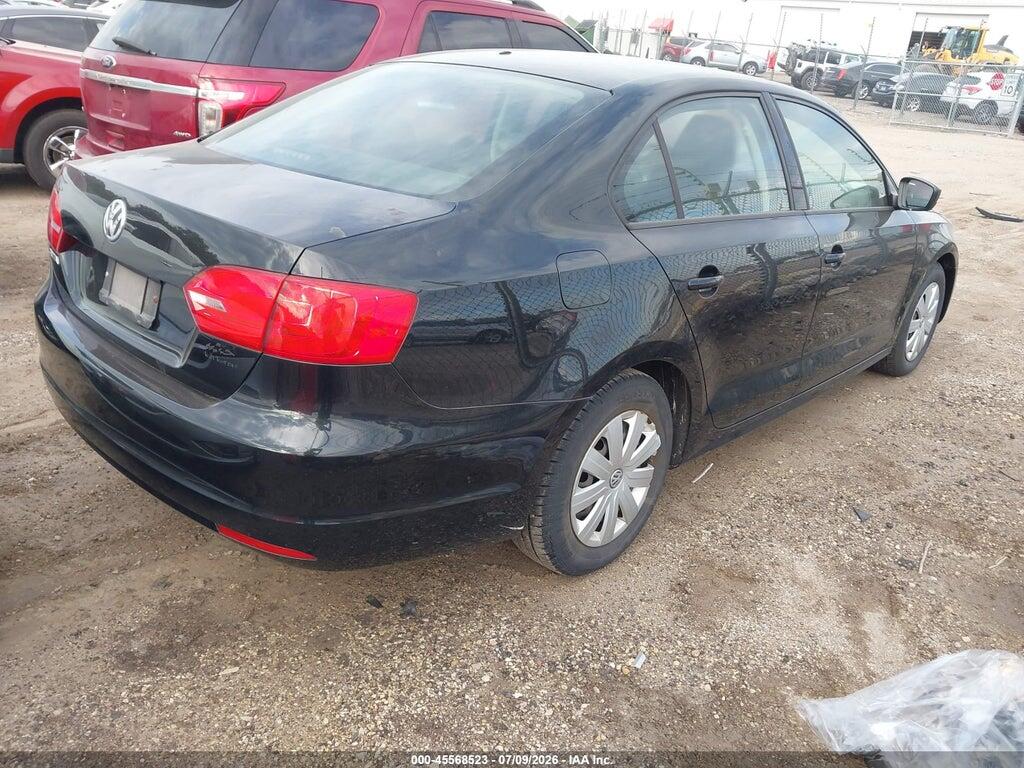 3VW2K7AJ2EM406785 2014 VOLKSWAGEN JETTA photo no. 4