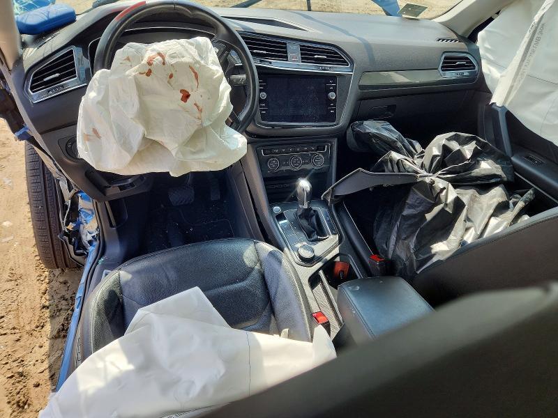 2019 VOLKSWAGEN TIGUAN SEL PREMIUM — Фото 8 из 14
