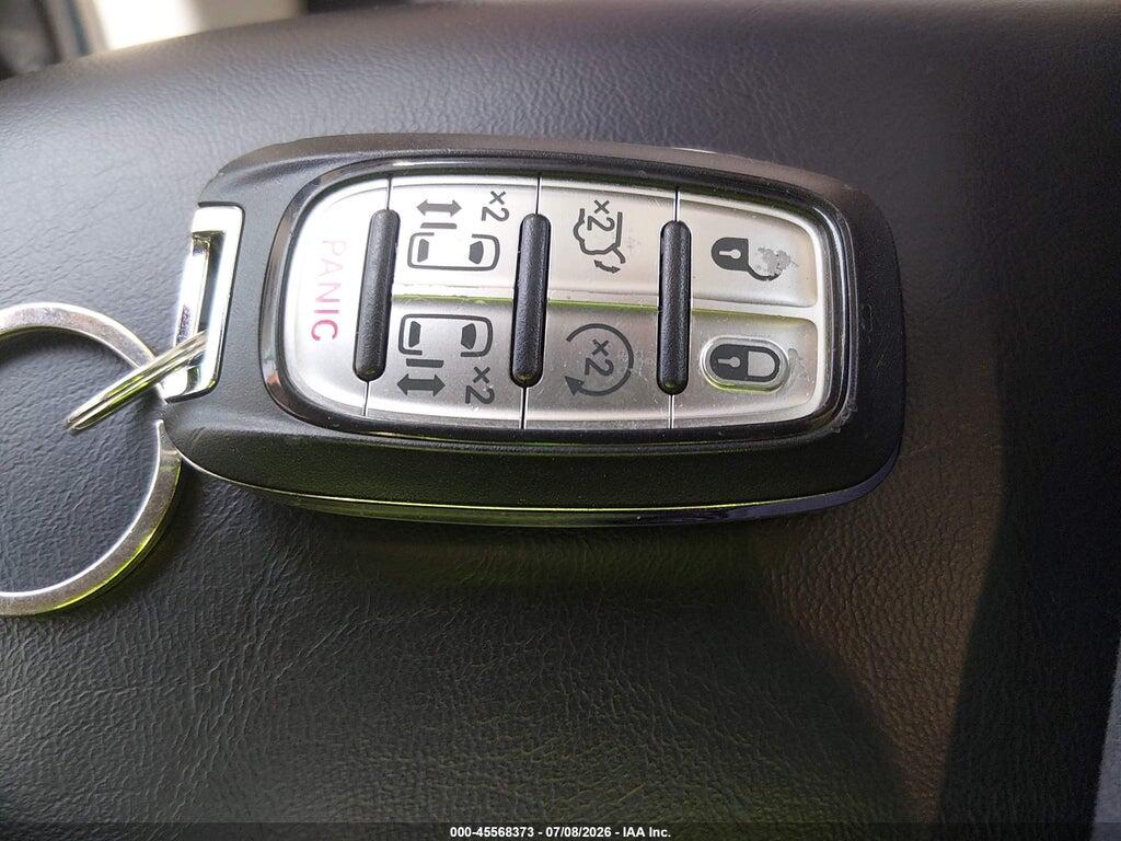 2C4RC3BG6PR570613 2023 CHRYSLER PACIFICA photo no. 11