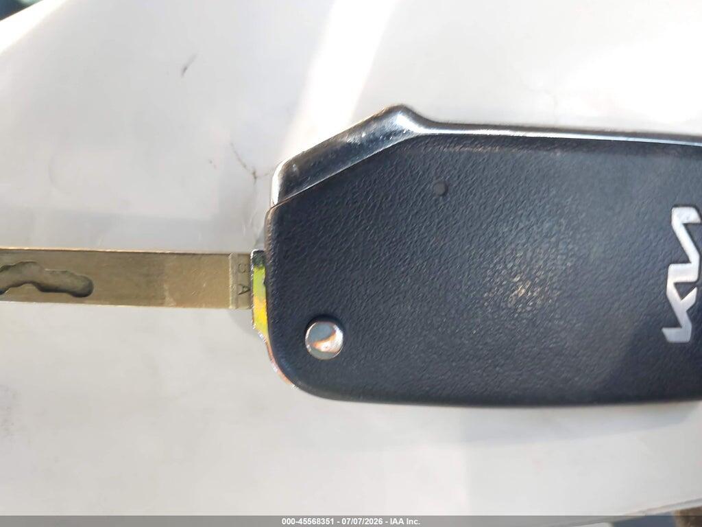 KNDCB3LC4N5515771 2022 KIA NIRO photo no. 11