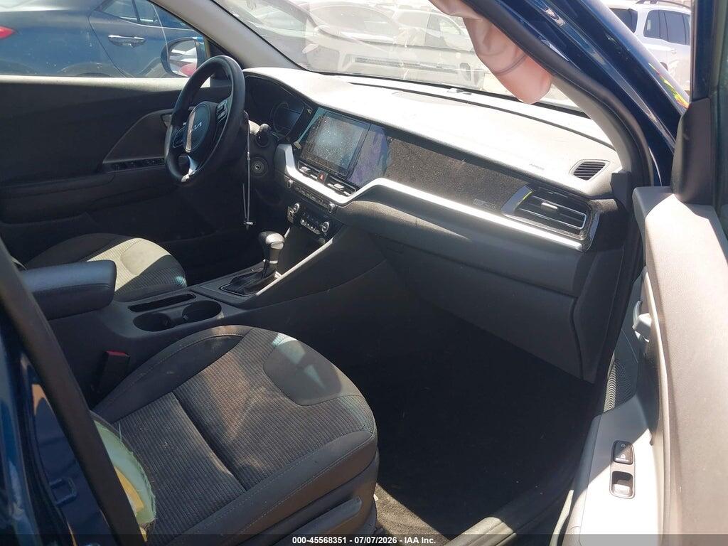 KNDCB3LC4N5515771 2022 KIA NIRO photo no. 5