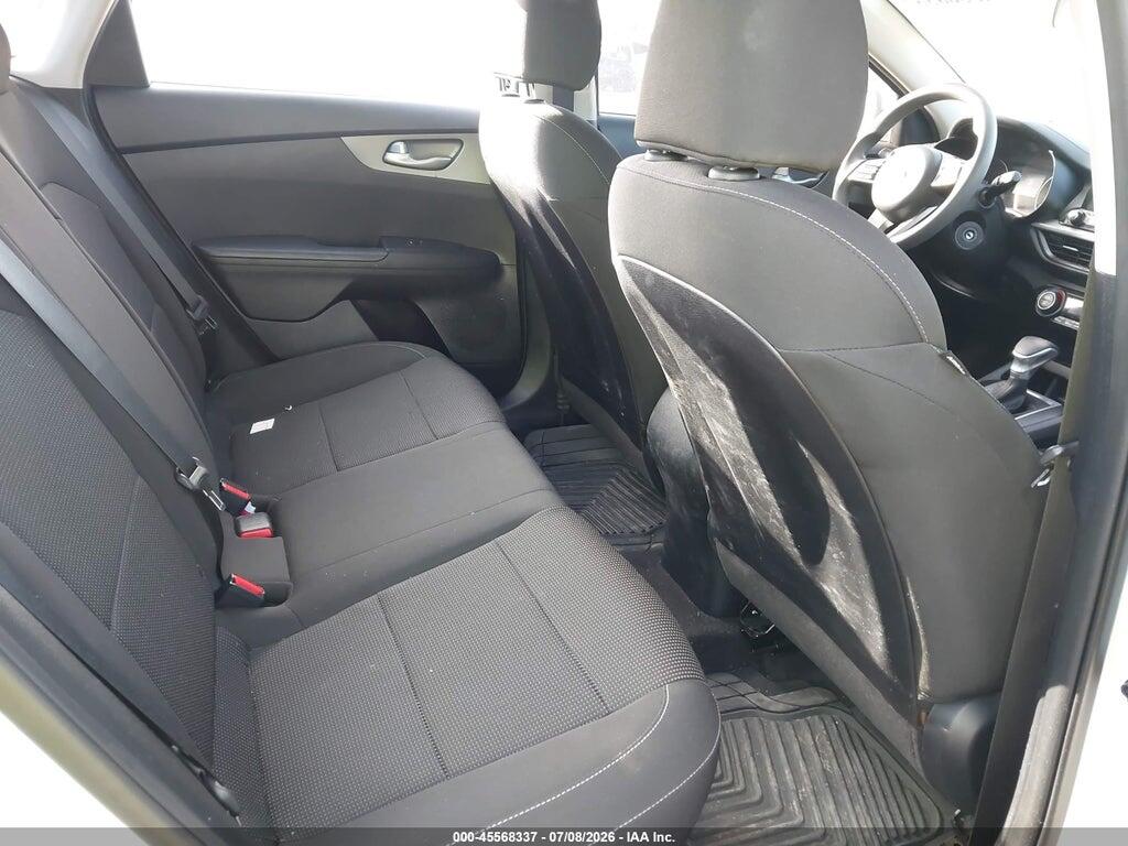 3KPF24AD5KE061268 2019 KIA FORTE photo no. 8