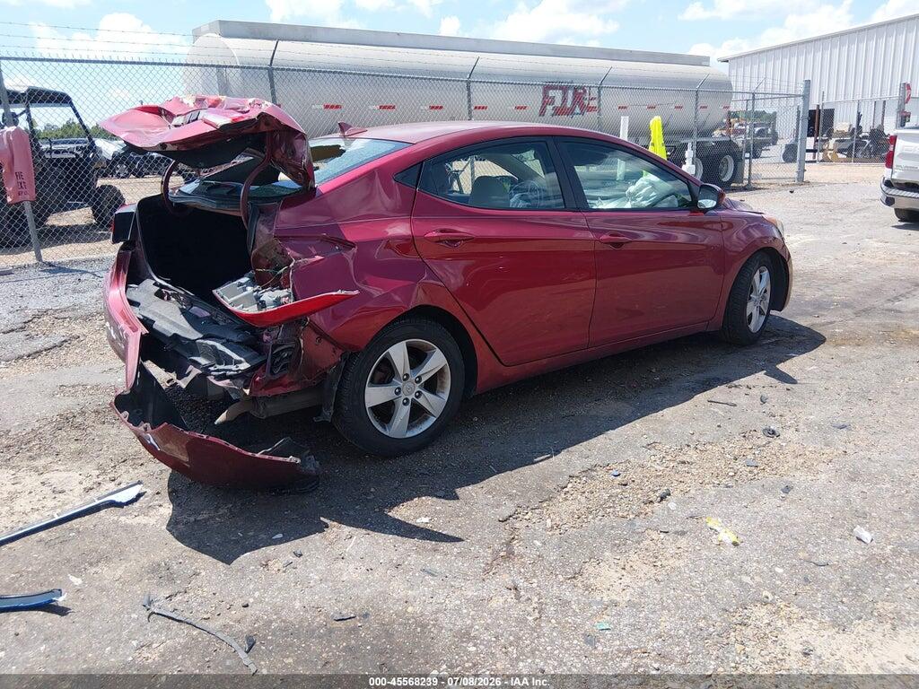5NPDH4AE8DH309753 2013 HYUNDAI ELANTRA photo no. 4