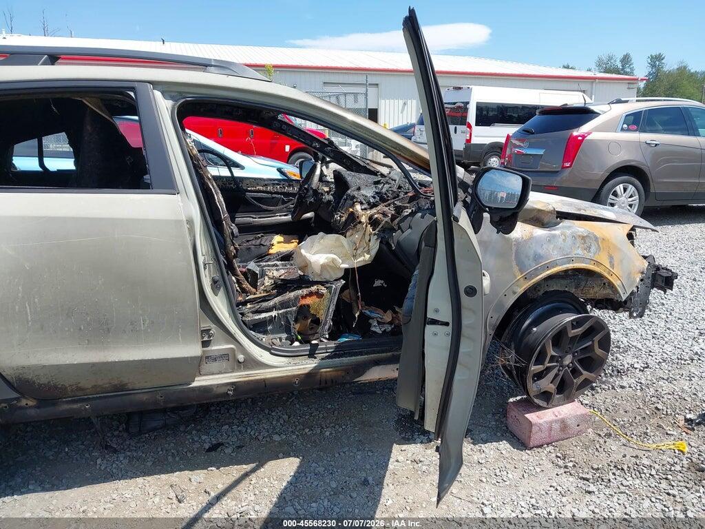 JF2GPABCXG8330121 2016 SUBARU CROSSTREK photo no. 5