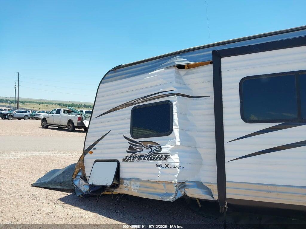 1UJBJ0BS7J17M0404 2018 JAYCO JAYFL184BH photo no. 11