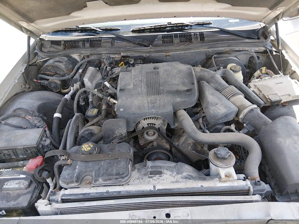 2MEHM75V99X621738 2009 MERCURY GRAND MARQUIS photo no. 10