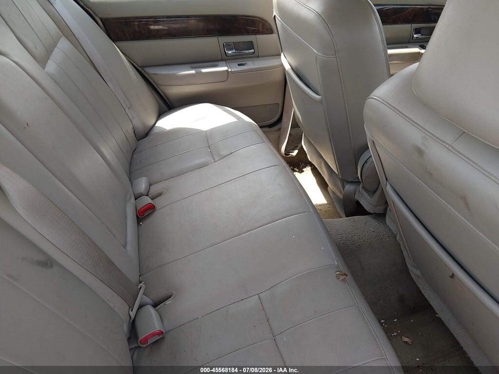 2MEHM75V99X621738 2009 MERCURY GRAND MARQUIS photo no. 8