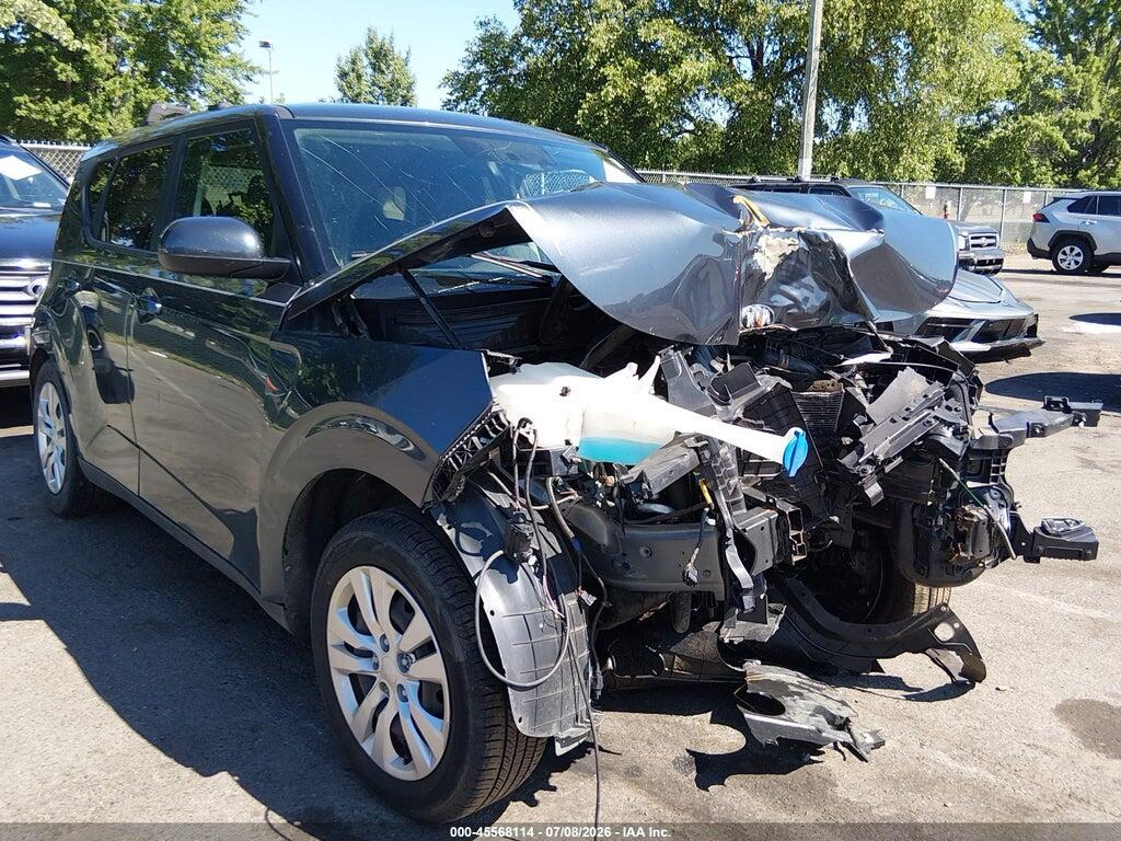 KNDJ23AU6L7094415 2020 KIA SOUL photo no. 1