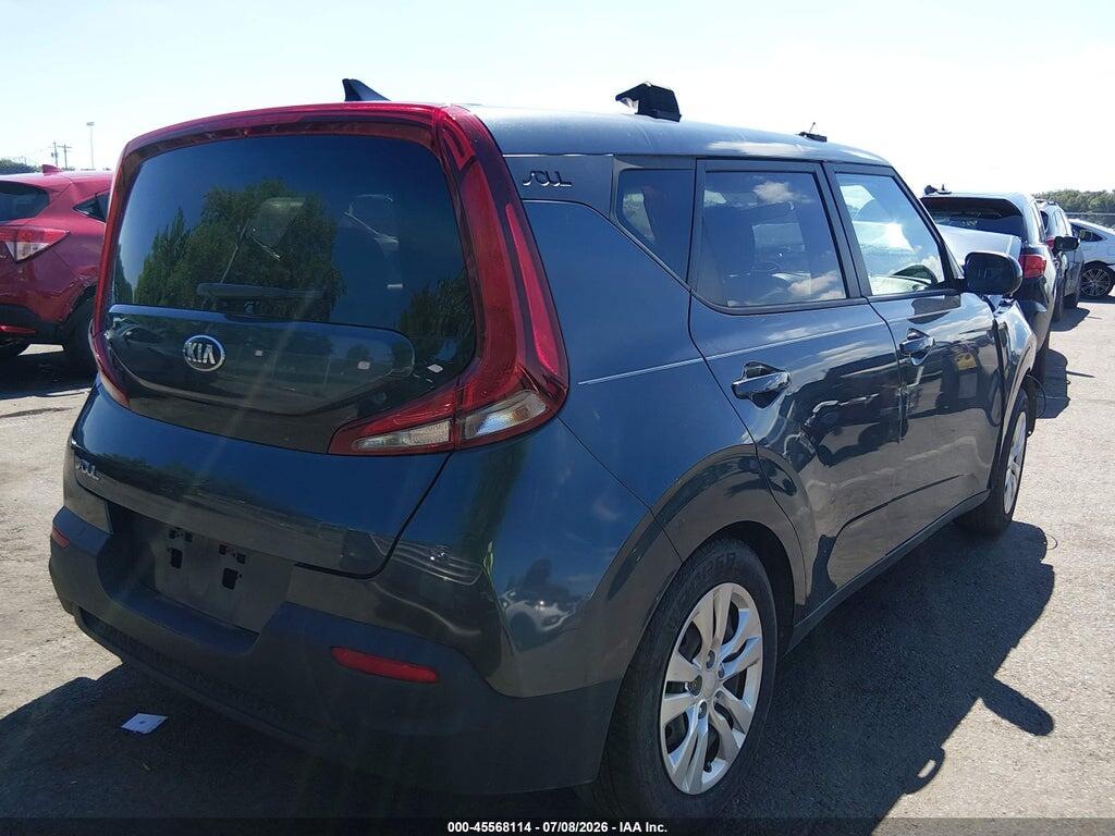 KNDJ23AU6L7094415 2020 KIA SOUL photo no. 4