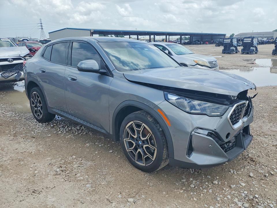 2025 BMW X2 XDRIVE28I — Фото 4 из 13