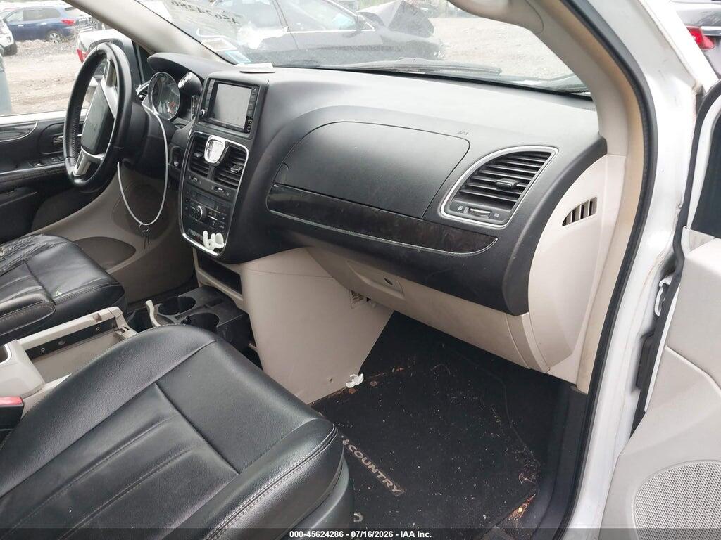 2C4RC1BG2ER446596 2014 CHRYSLER TOWN & COUNTRY photo no. 5