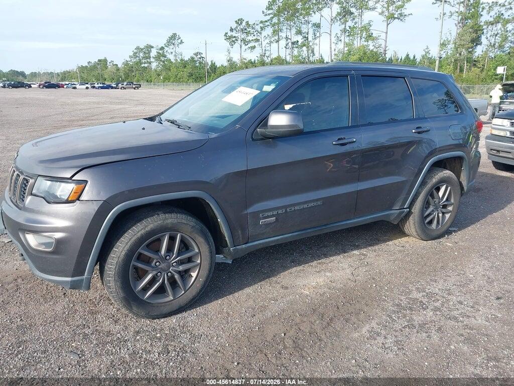 1C4RJFAG2HC674678 2017 JEEP GRAND CHEROKEE photo no. 2