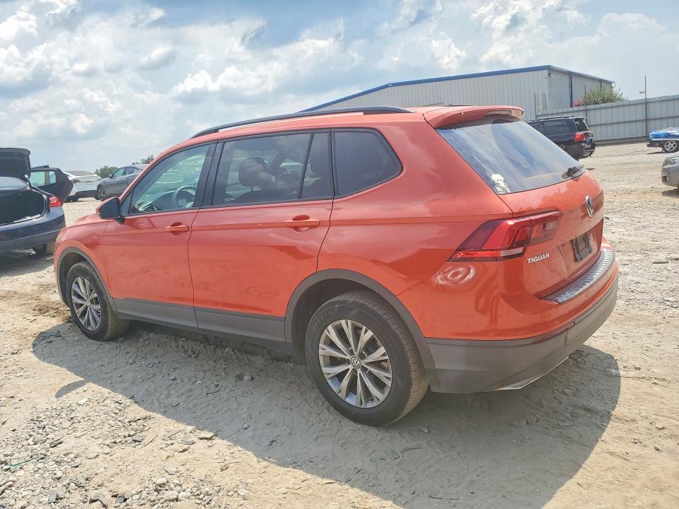 2019 VOLKSWAGEN TIGUAN S — Фото 2 из 14