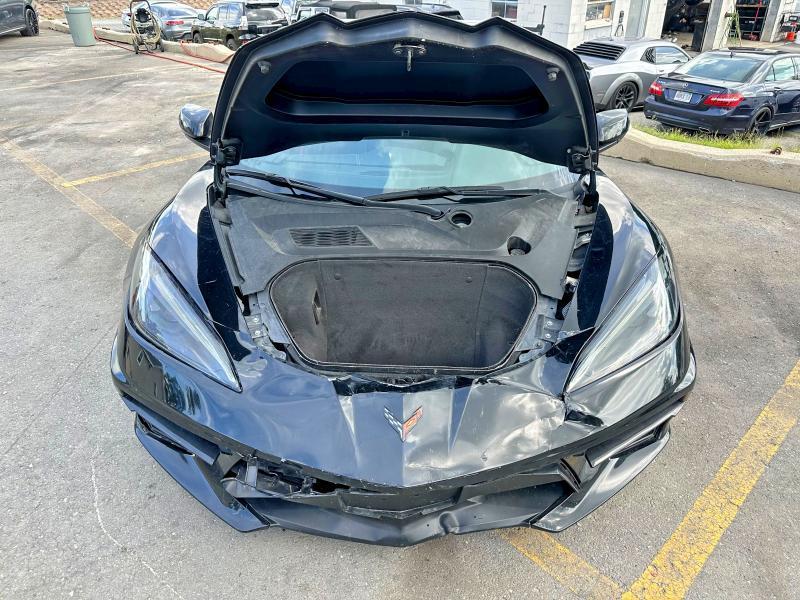 2023 CHEVROLET CORVETTE STINGRAY 1LT — Фото 8 из 10