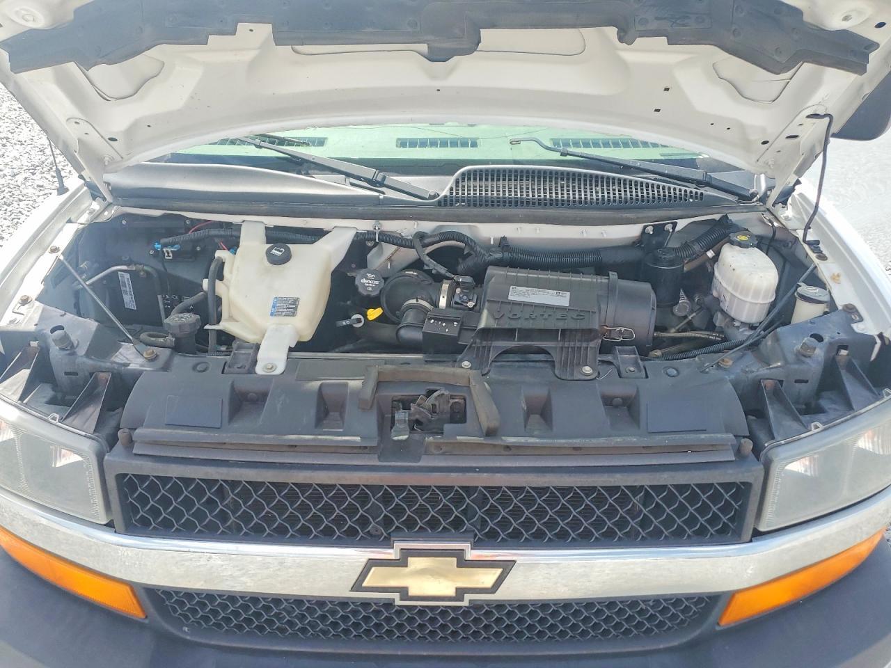 2018 CHEVROLET EXPRESS G2500 — Фото 12 из 13