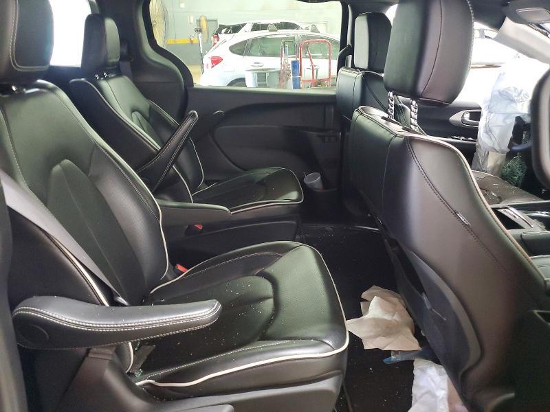 2024 CHRYSLER PACIFICA HYBRID SELECT — Фото 10 из 12