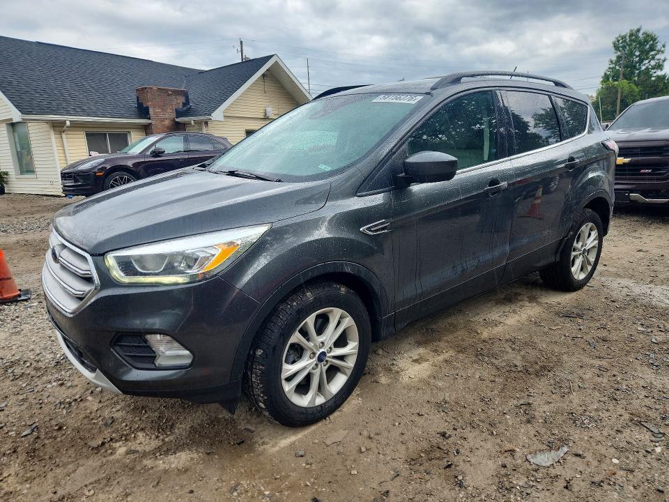 1FMCU9HD3JUA44061 2018 FORD ESCAPE photo no. 1