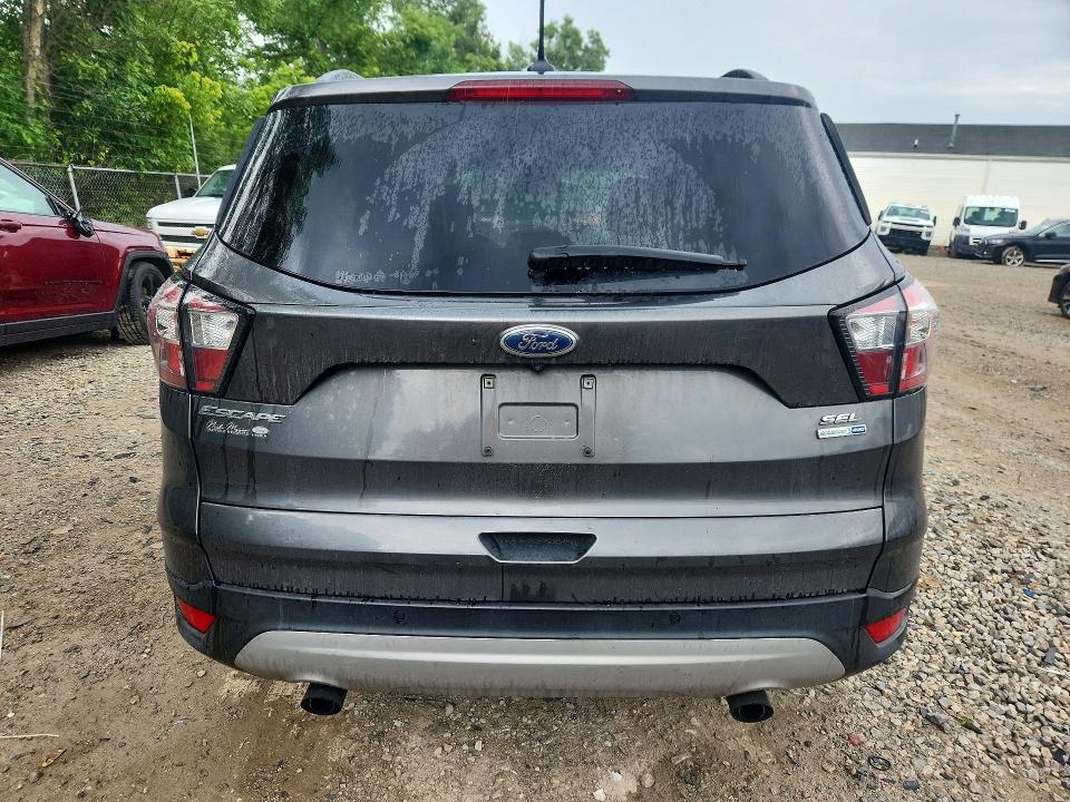 1FMCU9HD3JUA44061 2018 FORD ESCAPE photo no. 6