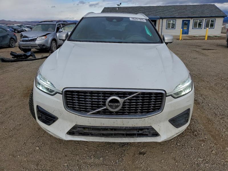2019 VOLVO XC60 T8 R-DESIGN — Фото 5 из 12