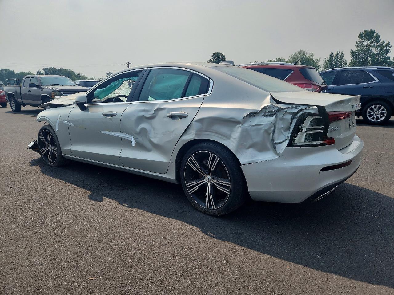 2019 VOLVO S60 T5 INSCRIPTION — Фото 2 из 12