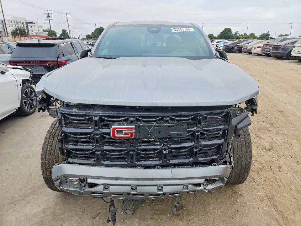 2025 GMC CANYON ELEVATION — Фото 5 из 12