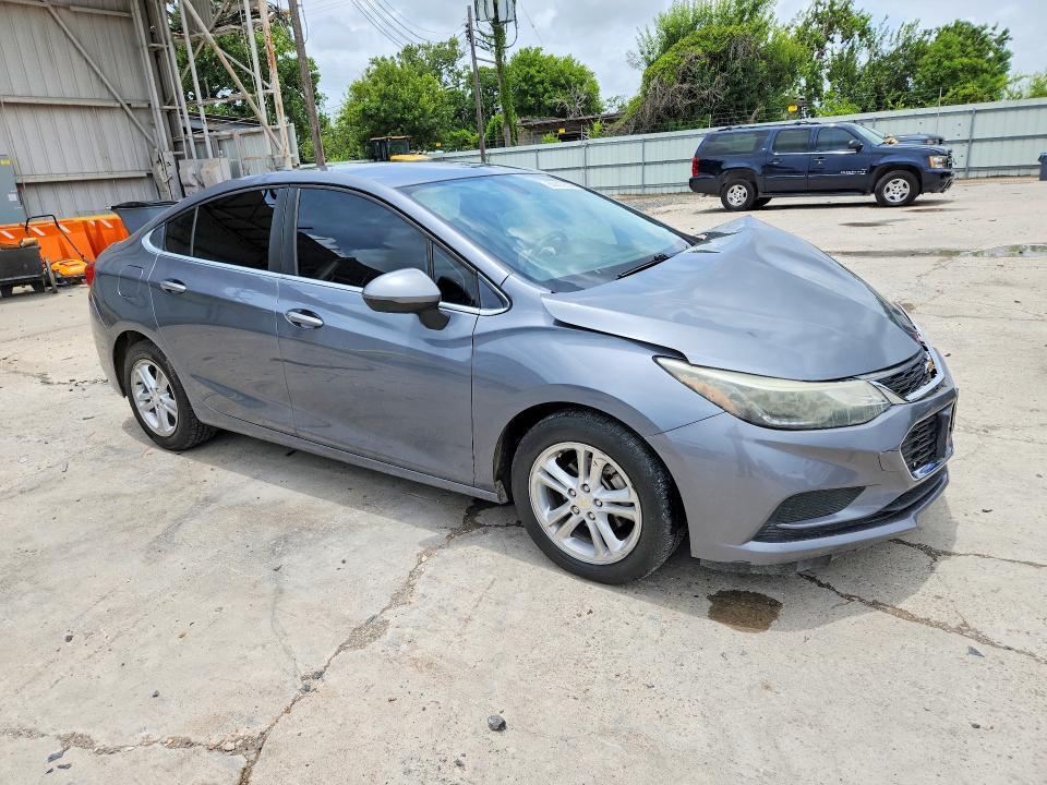2018 CHEVROLET CRUZE LT — Фото 4 из 12