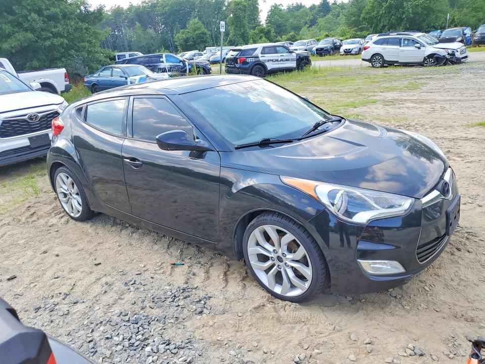 2015 HYUNDAI VELOSTER BASE — Фото 4 из 12