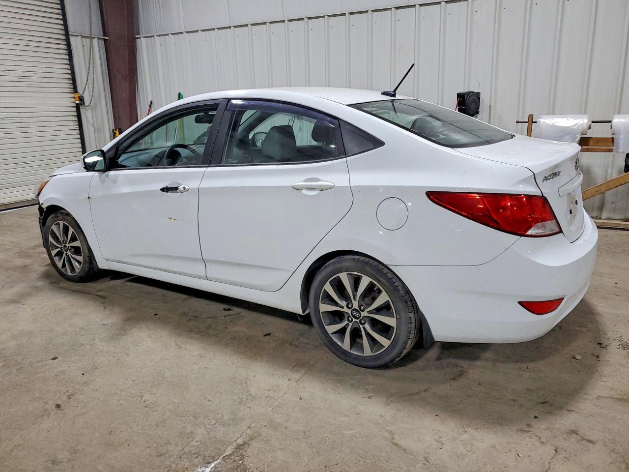 KMHCT4AE8HU253931 2017 HYUNDAI ACCENT photo no. 2