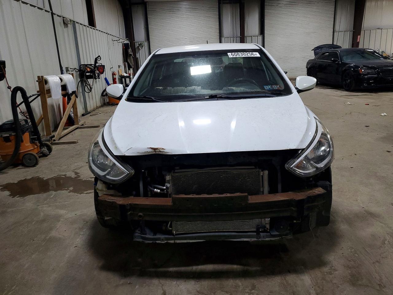 KMHCT4AE8HU253931 2017 HYUNDAI ACCENT photo no. 5