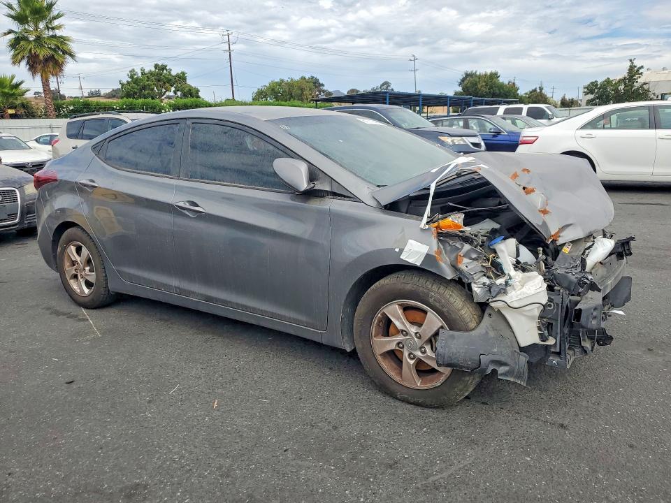 5NPDH4AE0EH482779 2014 HYUNDAI ELANTRA photo no. 4