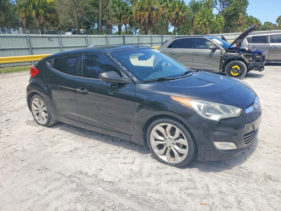 2013 HYUNDAI VELOSTER BASE — Фото 4 из 12