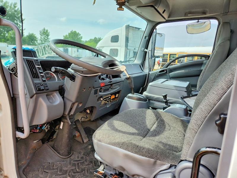 2019 ISUZU FTR REFRIGERATED BOX TRUCK — Фото 8 из 13