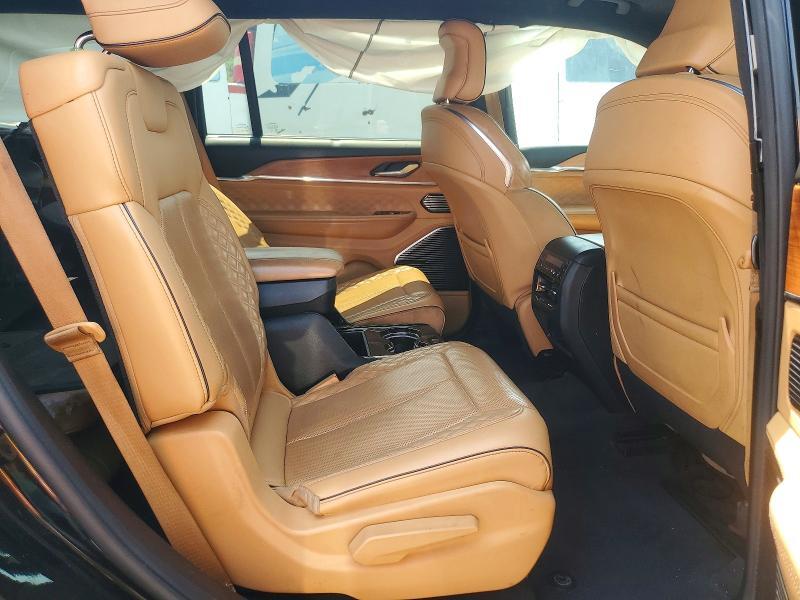 2021 JEEP GRAND CHEROKEE L SUMMIT — Фото 11 из 13