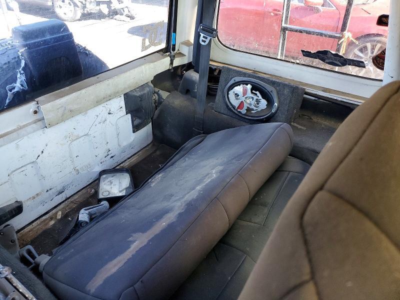 1994 JEEP WRANGLER / YJ S — Фото 10 из 12