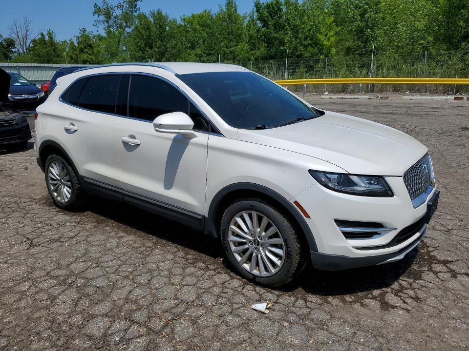 2019 LINCOLN MKC — Фото 4 из 13
