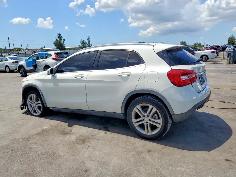 WDCTG4GB2FJ148140 2015 MERCEDES-BENZ GLA photo no. 2