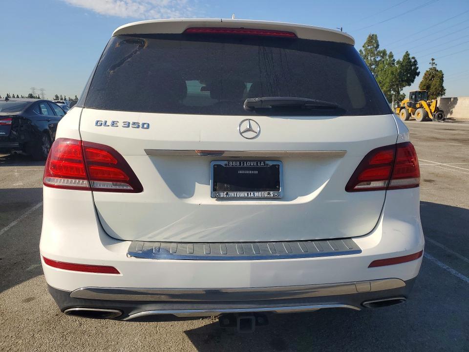 2016 MERCEDES-BENZ GLE 350 — Фото 6 из 12