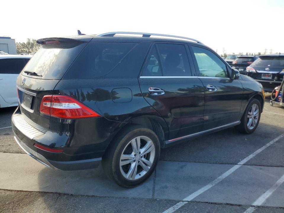 2015 MERCEDES-BENZ ML 350 — Фото 3 из 13
